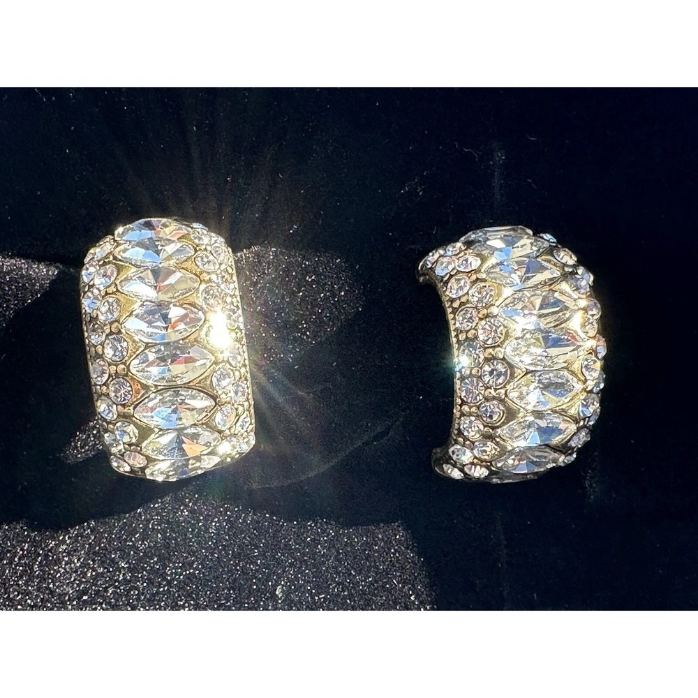 New HEIDI DAUS "Twist & Tassel" Crystal Hoop Button Earrings Clip‎ on